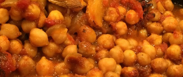 Slow Cooker Chana Masala (Indian chickpea curry)