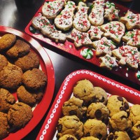 Christmas Cookies Galore: Ginger Snaps, Sugar Cookies, & Chocolate Chip Cookies